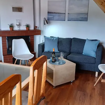 In Erster Etage Mit Offenem Wohnbereich Łukta