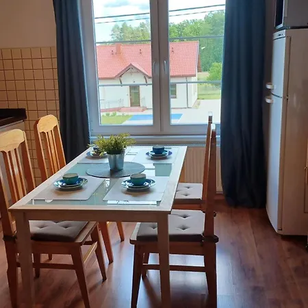 Διαμέρισμα In Erster Etage Mit Offenem Wohnbereich